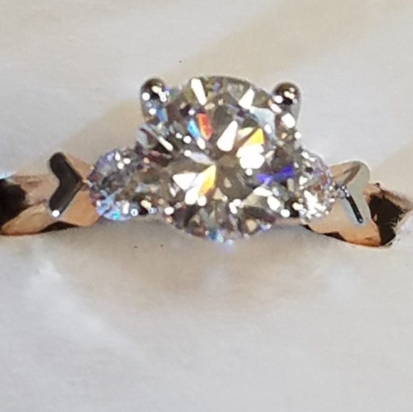 White sapphire mounted 18K filled. - Picture 3 of 4